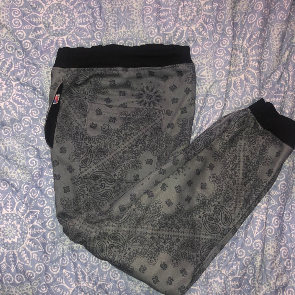 Men’s joggers